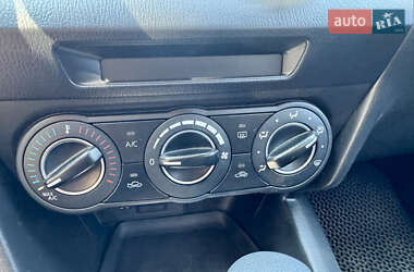 Седан Mazda 3 2015 в 