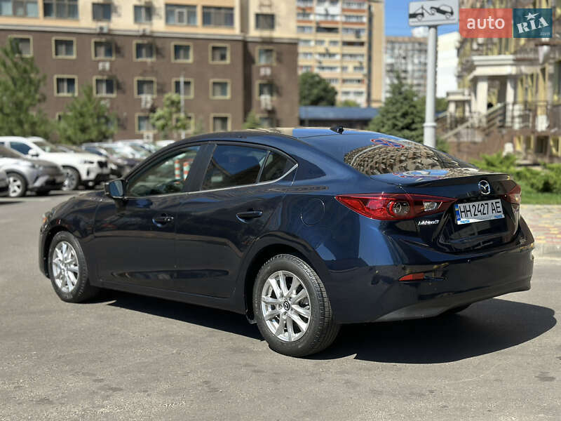 Седан Mazda 3 2015 в Одесі