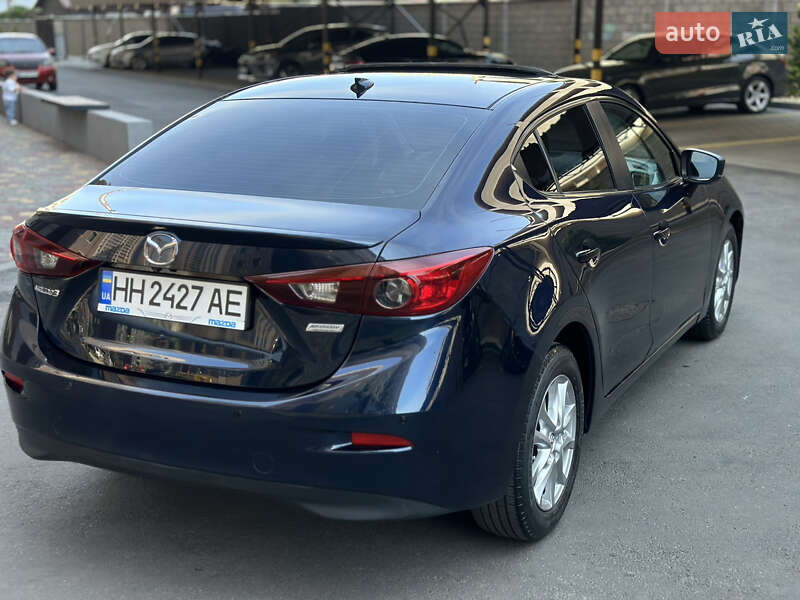 Седан Mazda 3 2015 в Одесі