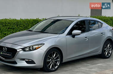 Седан Mazda 3 2017 в 