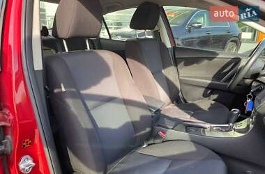 Седан Mazda 3 2011 в 