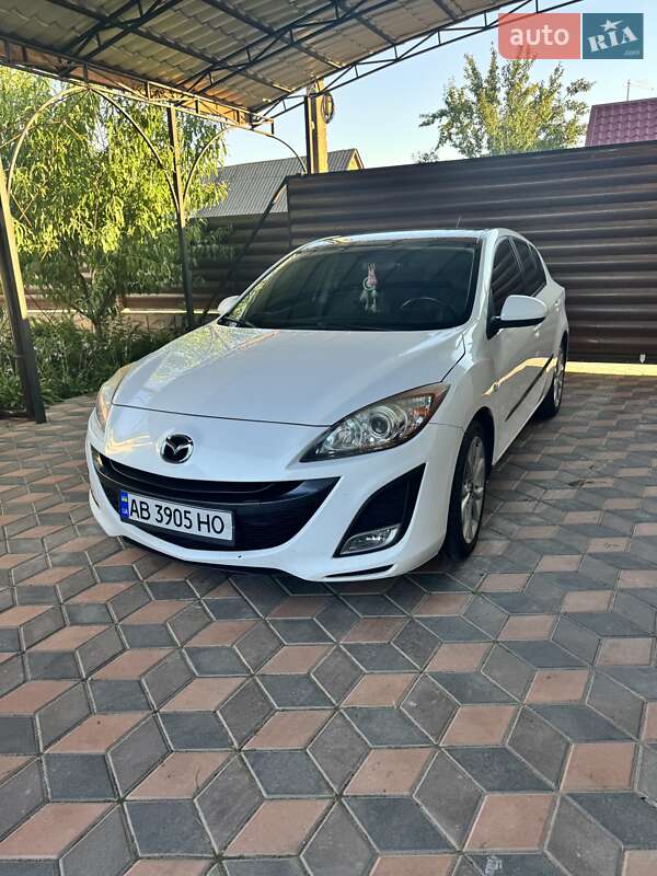 Хэтчбек Mazda 3 2011 в Виннице