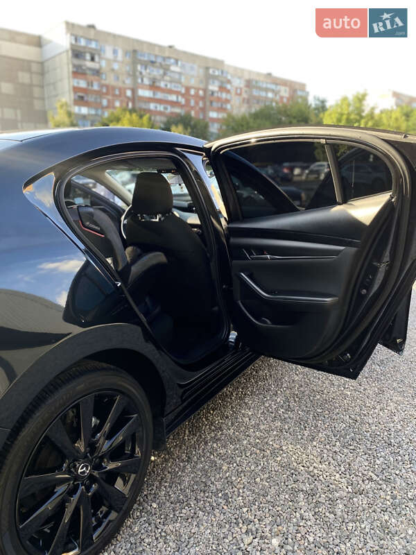 Седан Mazda 3 2023 в Виннице