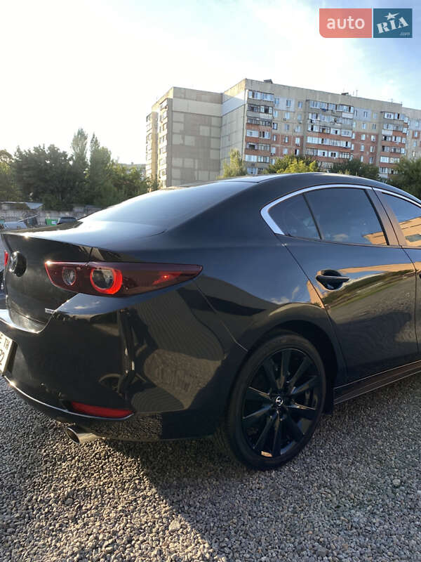 Седан Mazda 3 2023 в Виннице