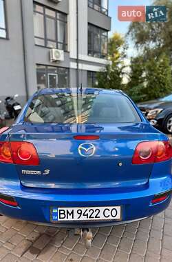Седан Mazda 3 2004 в 
