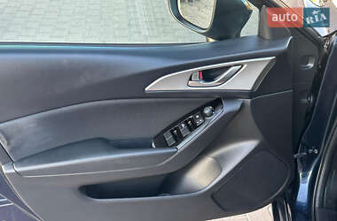 Седан Mazda 3 2018 в 
