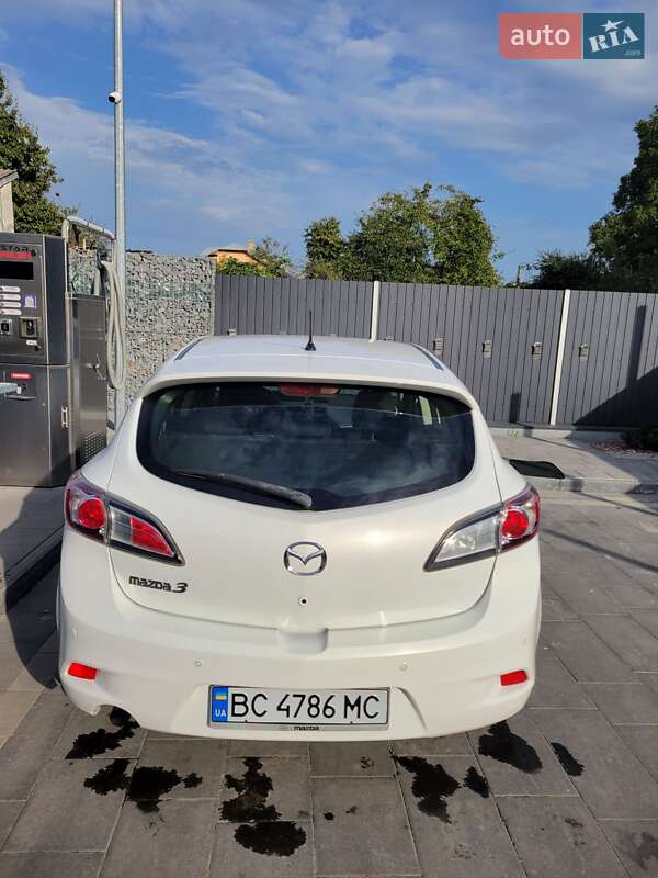 Хетчбек Mazda 3 2011 в Самборі