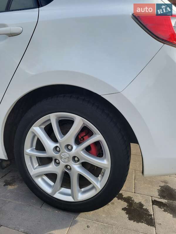 Хетчбек Mazda 3 2011 в Самборі