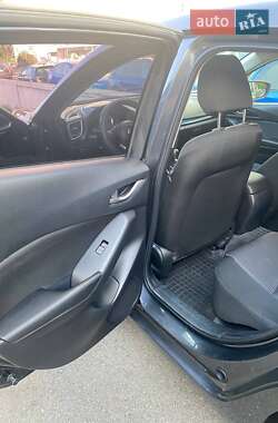 Седан Mazda 3 2015 в 