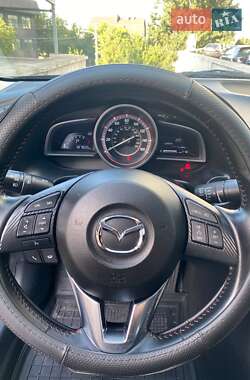Седан Mazda 3 2015 в 