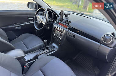 Седан Mazda 3 2006 в 