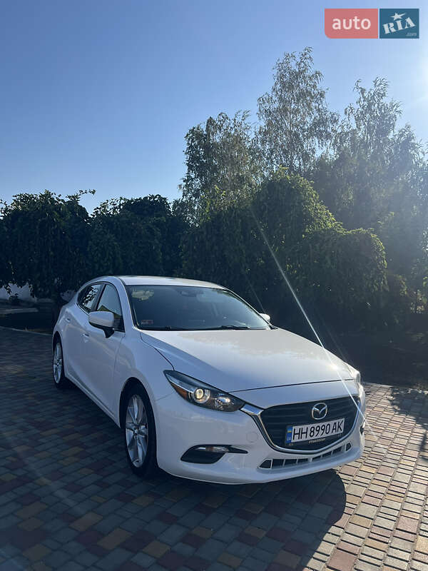 Хетчбек Mazda 3 2017 в Одесі фото 4 Хетчбек Mazda 3 2017 в Одесі