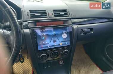 Седан Mazda 3 2007 в Ужгороде