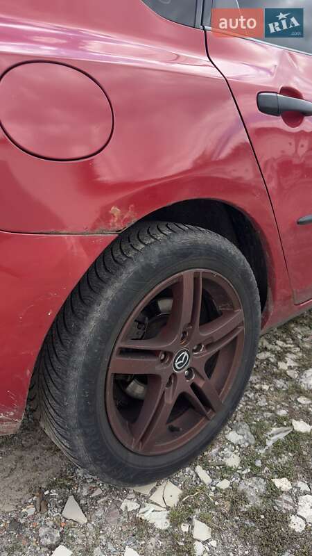 Хэтчбек Mazda 3 2006 в Борисполе