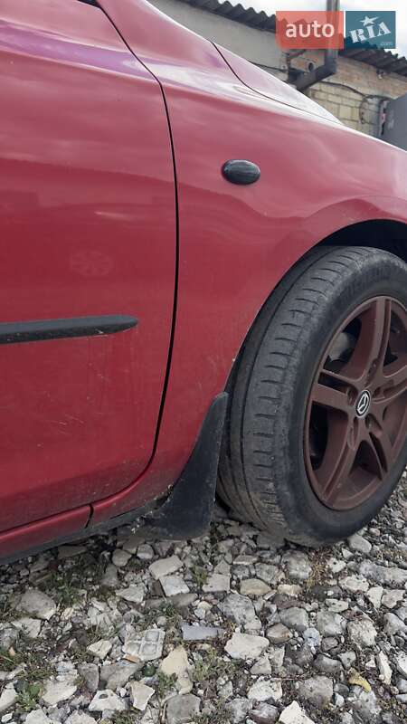 Хэтчбек Mazda 3 2006 в Борисполе