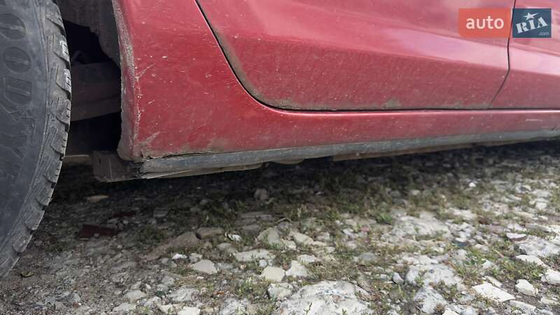 Хэтчбек Mazda 3 2006 в Борисполе
