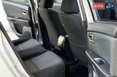 Седан Mazda 3 2007 в 