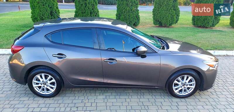 Хетчбек Mazda 3 2016 в Одесі