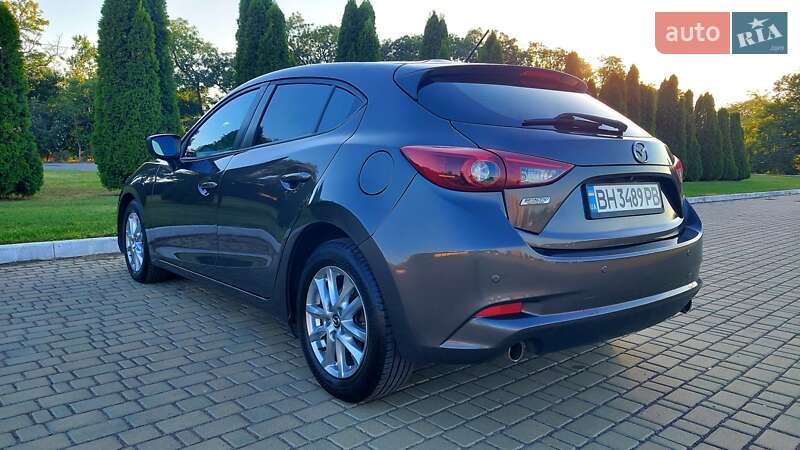 Хетчбек Mazda 3 2016 в Одесі