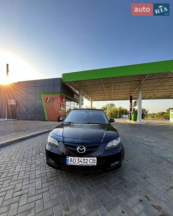 Седан Mazda 3 2006 в 