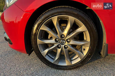 Седан Mazda 3 2015 в 