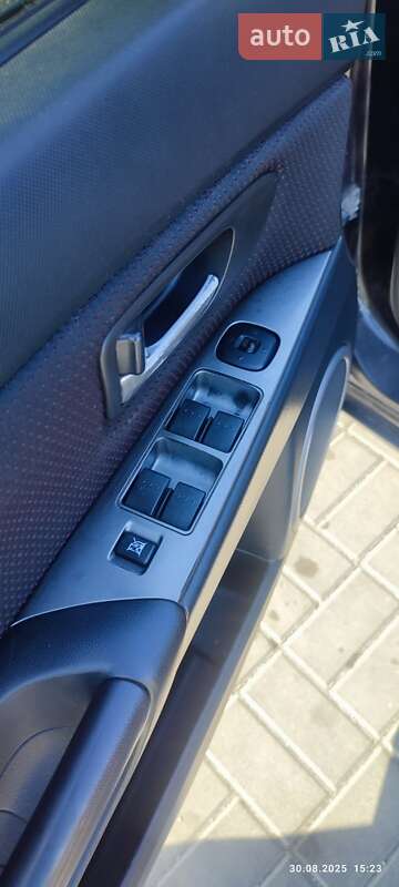 Хэтчбек Mazda 3 2007 в Днепре фото 4 Хэтчбек Mazda 3 2007 в Днепре