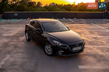 Хетчбек Mazda 3 2016 в Києві