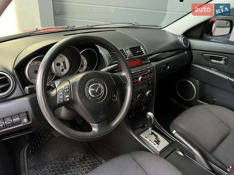 Седан Mazda 3 2007 в Ужгороде