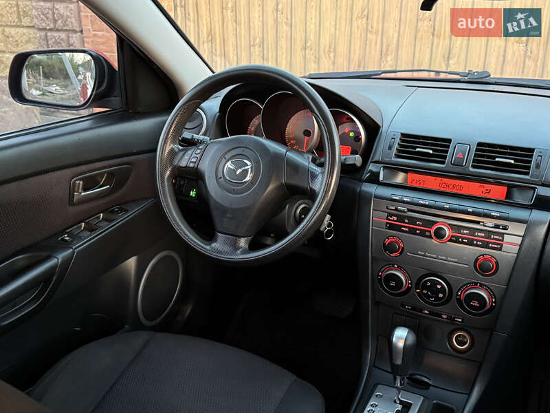 Седан Mazda 3 2007 в Ужгороде