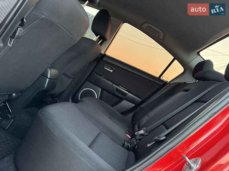 Седан Mazda 3 2007 в Ужгороде