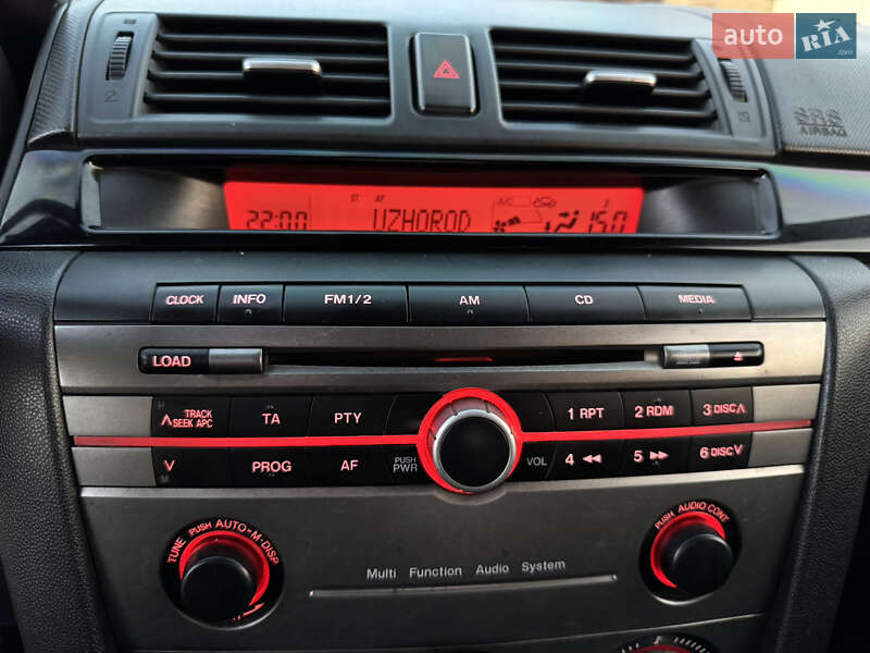 Седан Mazda 3 2007 в Ужгороде