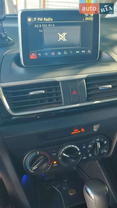 Седан Mazda 3 2016 в Дніпрі фото 4 Седан Mazda 3 2016 в Дніпрі