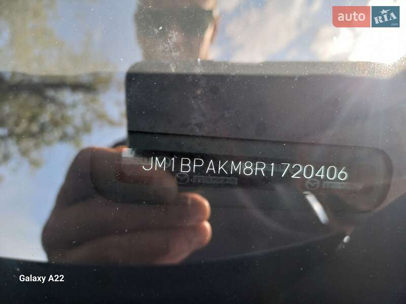 Хэтчбек Mazda 3 2024 в Киеве