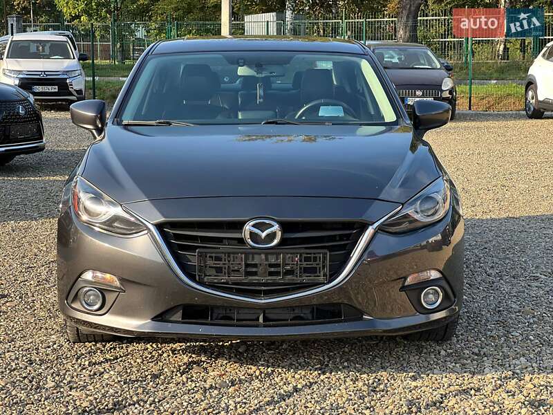 Седан Mazda 3 2014 в Стрые