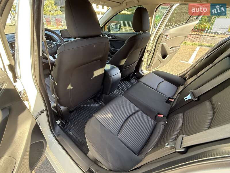 Хетчбек Mazda 3 2014 в Одесі