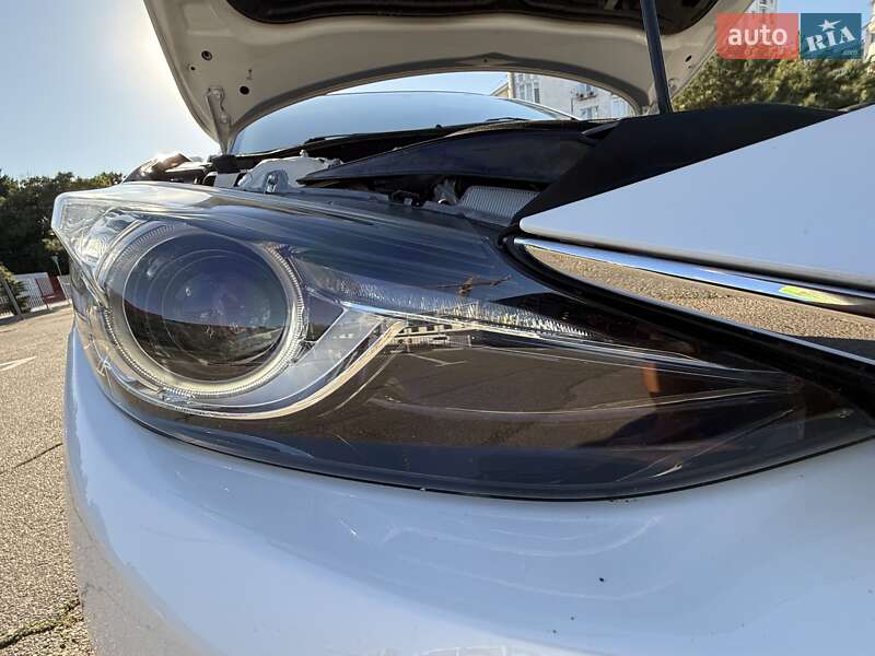 Хетчбек Mazda 3 2014 в Одесі