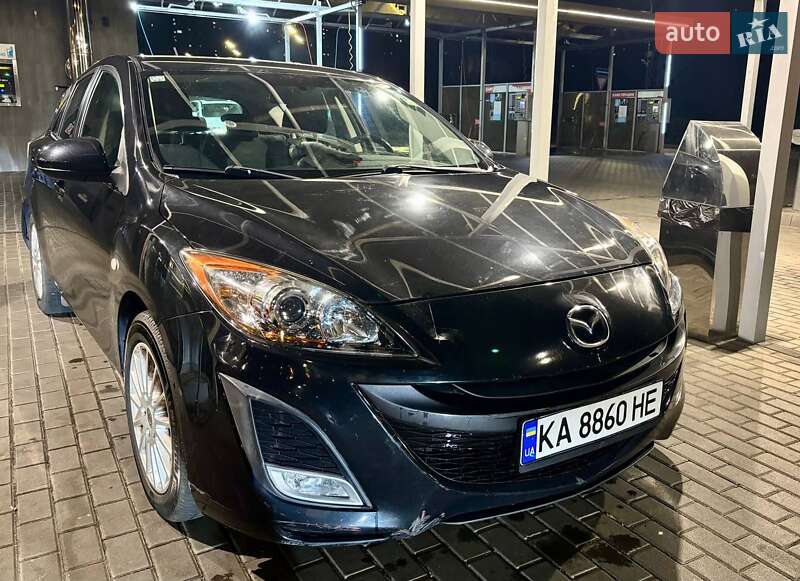 Седан Mazda 3 2011 в 