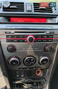 Седан Mazda 3 2007 в 