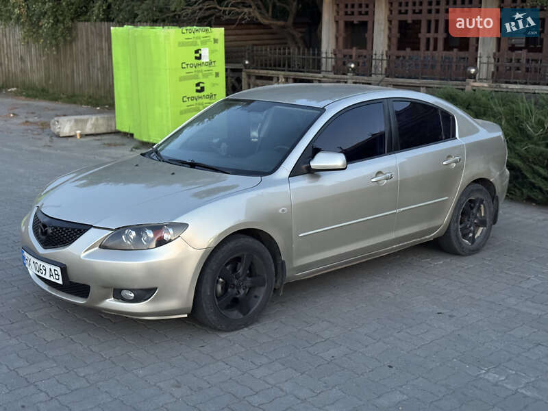 Седан Mazda 3 2005 в Летичіві