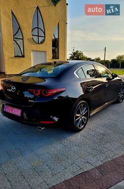 Седан Mazda 3 2019 в Львові
