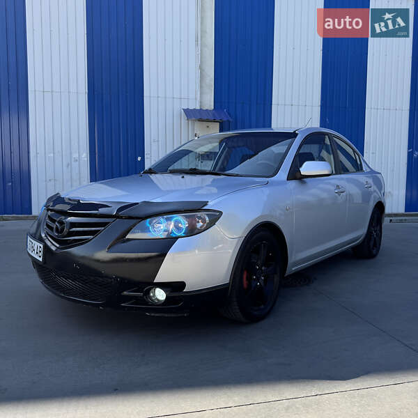 Седан Mazda 3 2005 в 