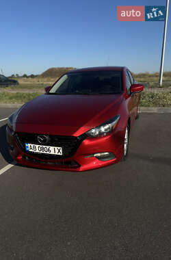 Хэтчбек Mazda 3 2017 в 