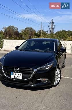 Седан Mazda 3 2016 в Ірпені