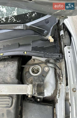 Седан Mazda 3 2005 в 
