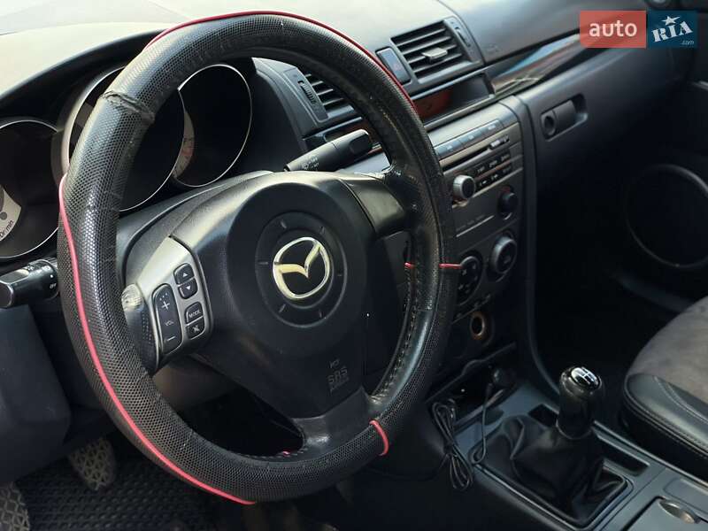 Седан Mazda 3 2007 в Дніпрі