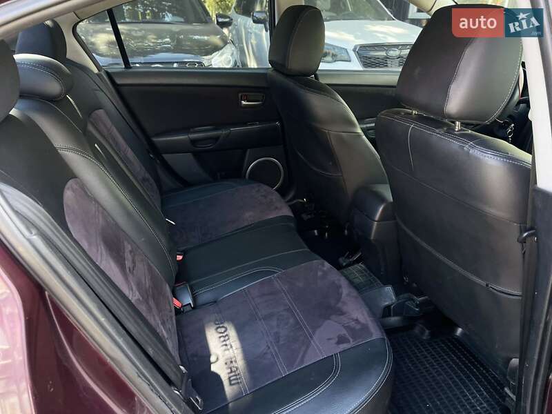 Седан Mazda 3 2007 в Дніпрі