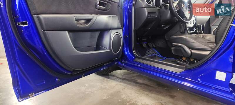 Хэтчбек Mazda 3 2007 в Киеве