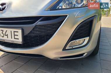 Седан Mazda 3 2010 в Горишних Плавнях