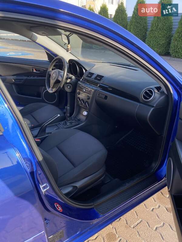 Седан Mazda 3 2008 в Львове