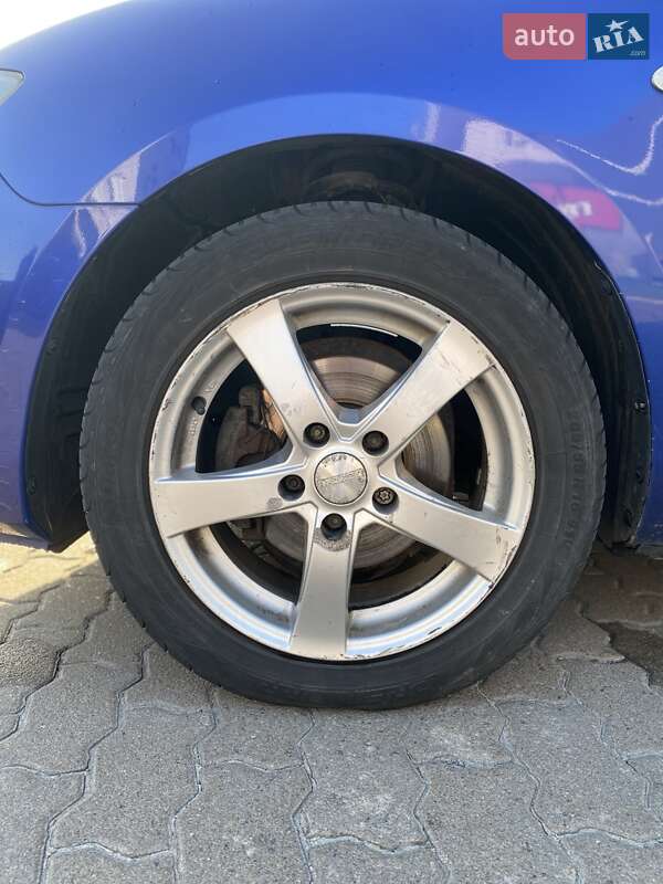 Седан Mazda 3 2008 в Львове